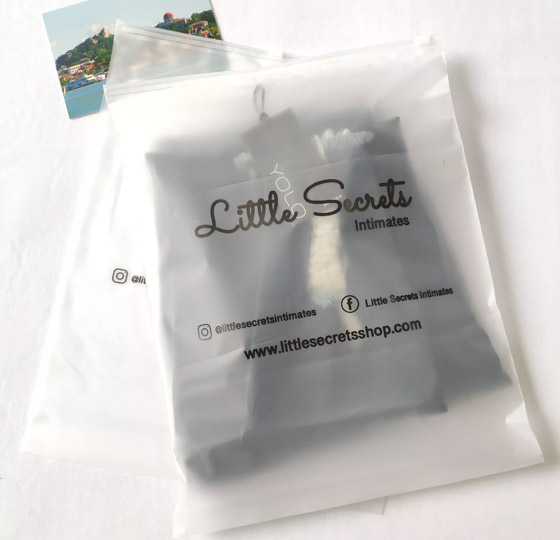 Custom Clothing Packaging Bags