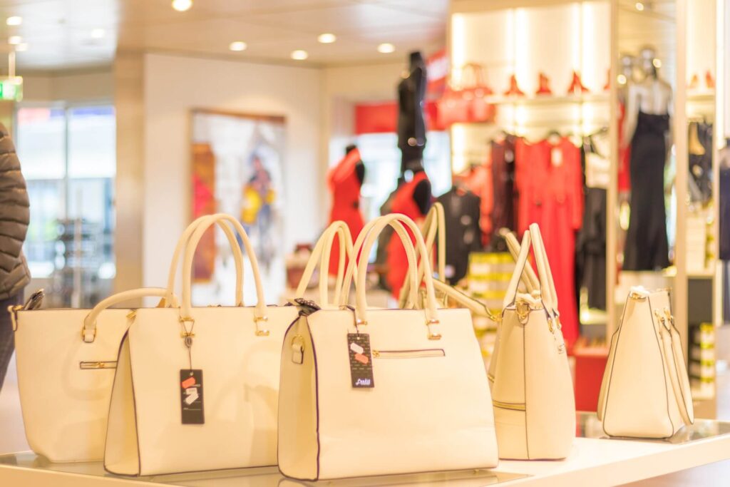hipli slingbags women's & Girls latest Handbags, 0.2, Size: Free Size at Rs  299/piece in Delhi