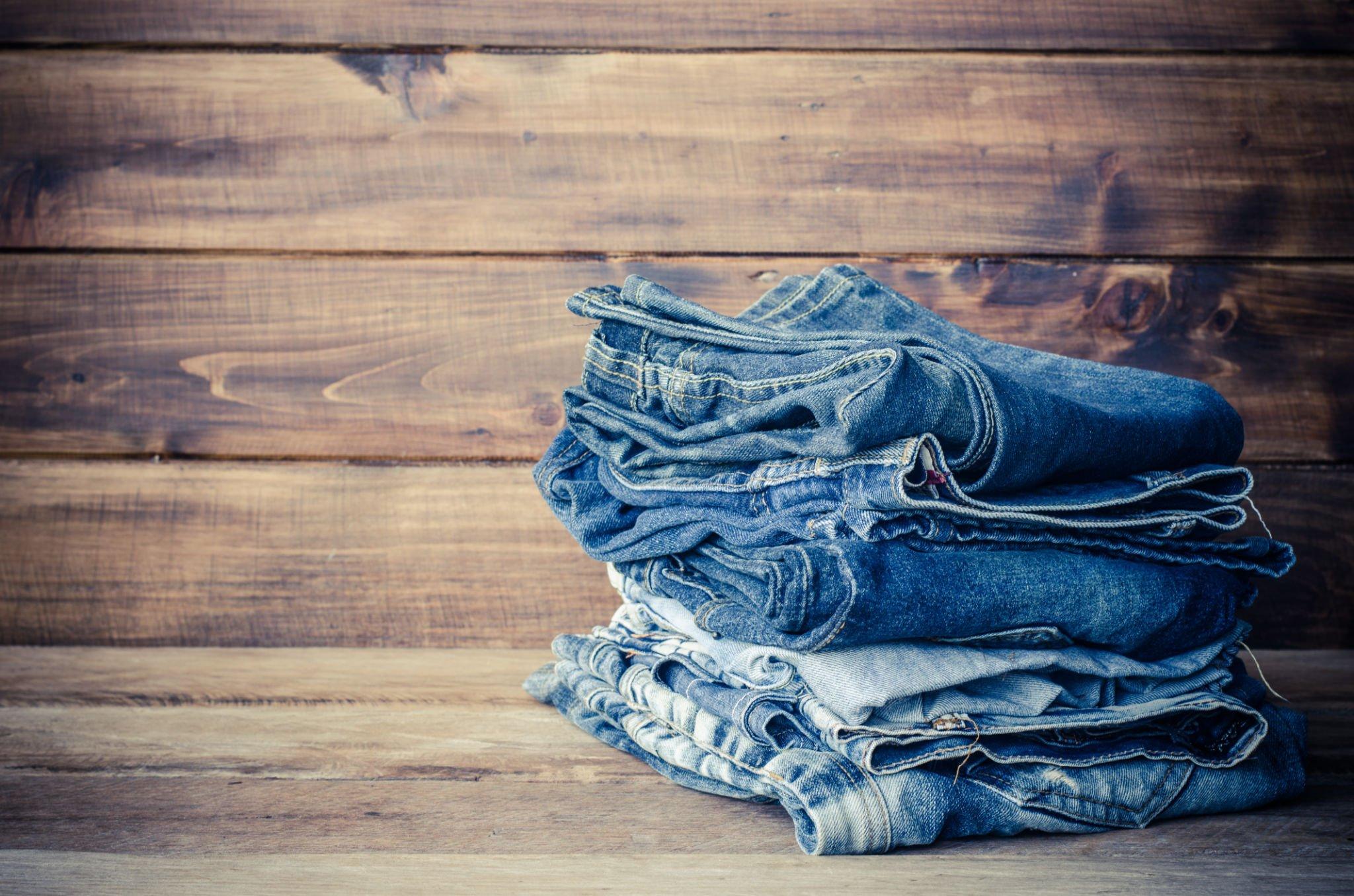 Everything you know about denim vs jeans - 5 Differences